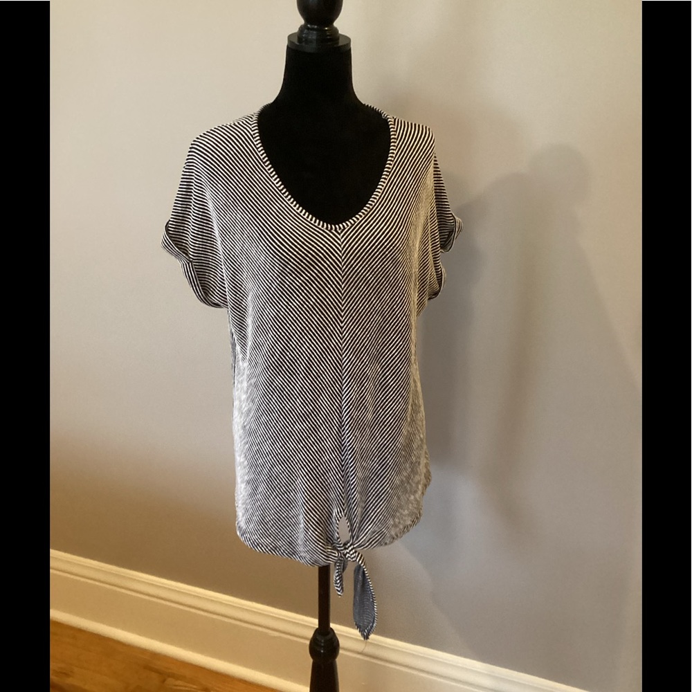 Black & White Tie Top
